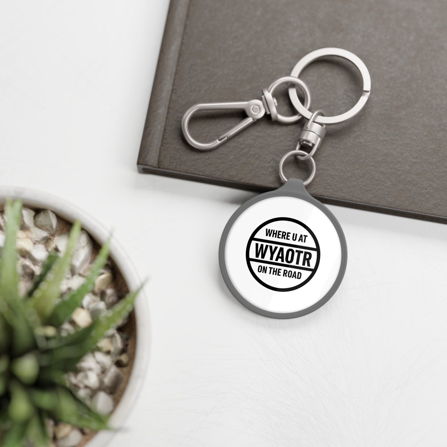 π WYAOTR Road Round Key Tag
