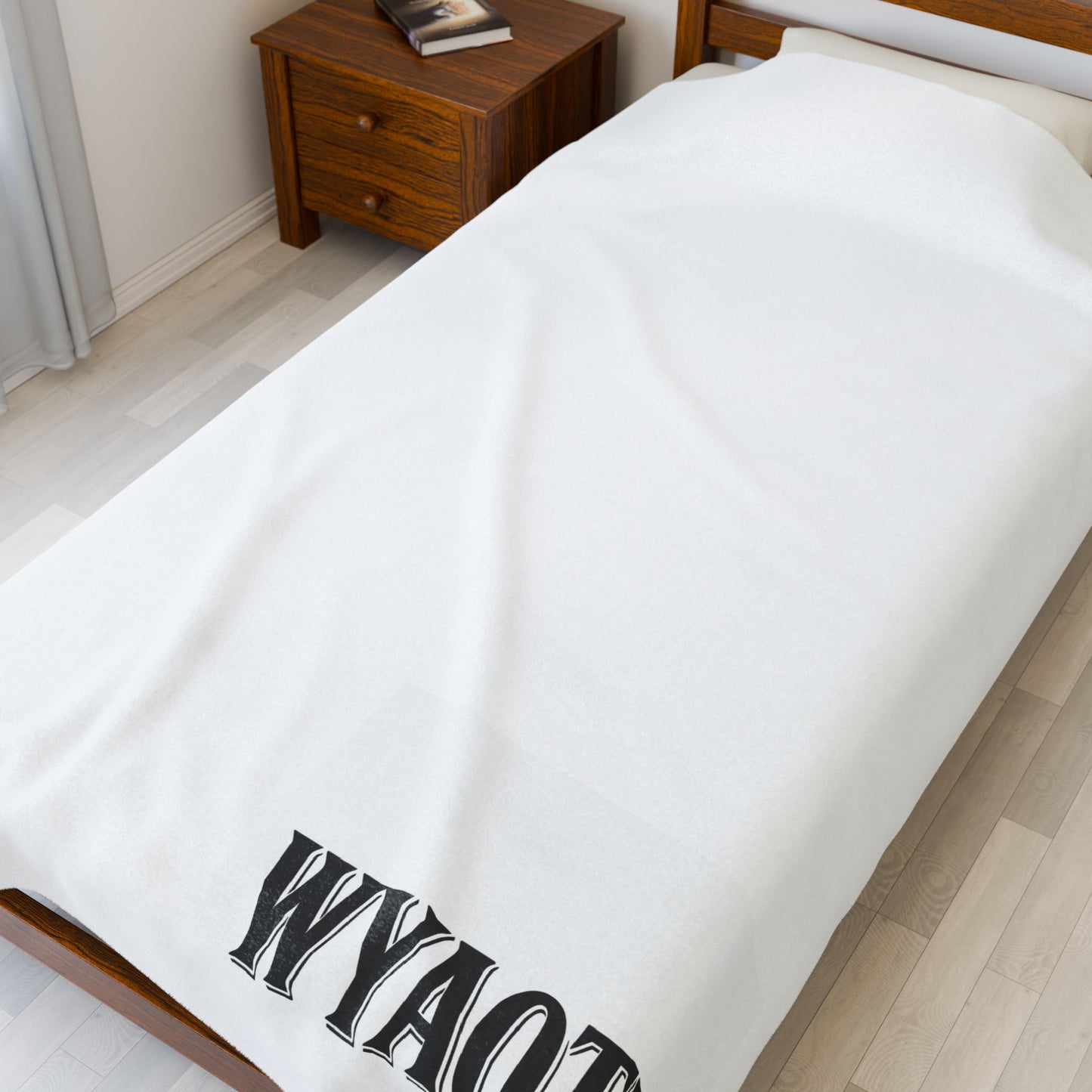 WYAOTR Velveteen Plush Blanket